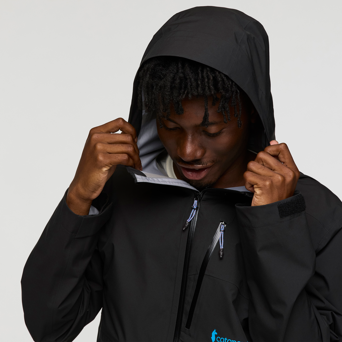 Impermeo 3L Hooded Shell Jacket - Men's - Image 25